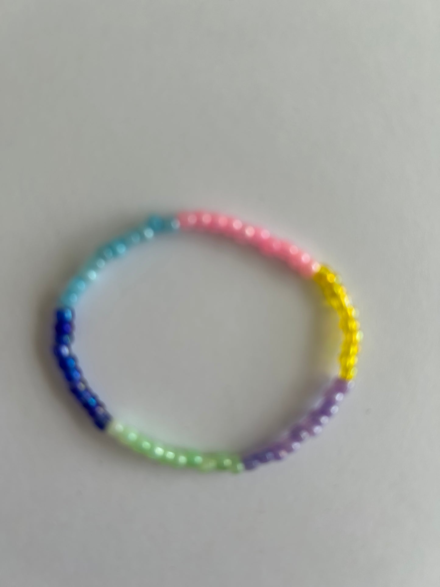 Mooi gekleurd armbandje