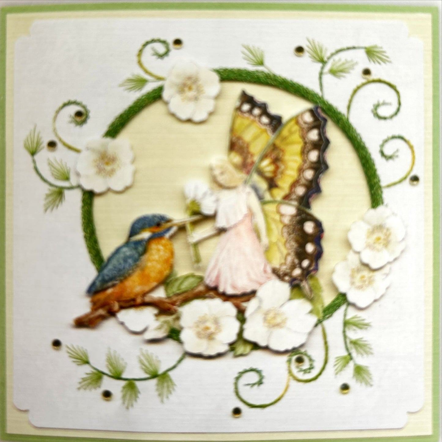 Vogels en vlinders borduren